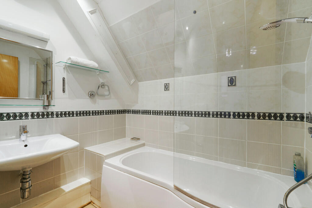 Additional image 12 of Ely Street, Stratford-Upon-Avon, CV37