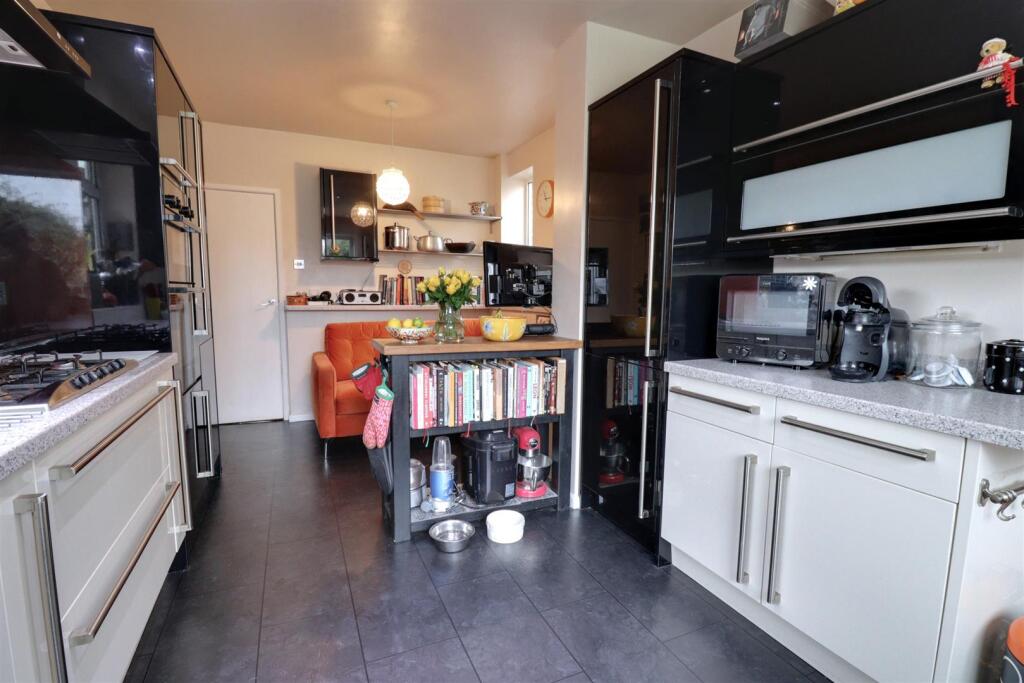 Additional image 14 of Manor Way, Crewe