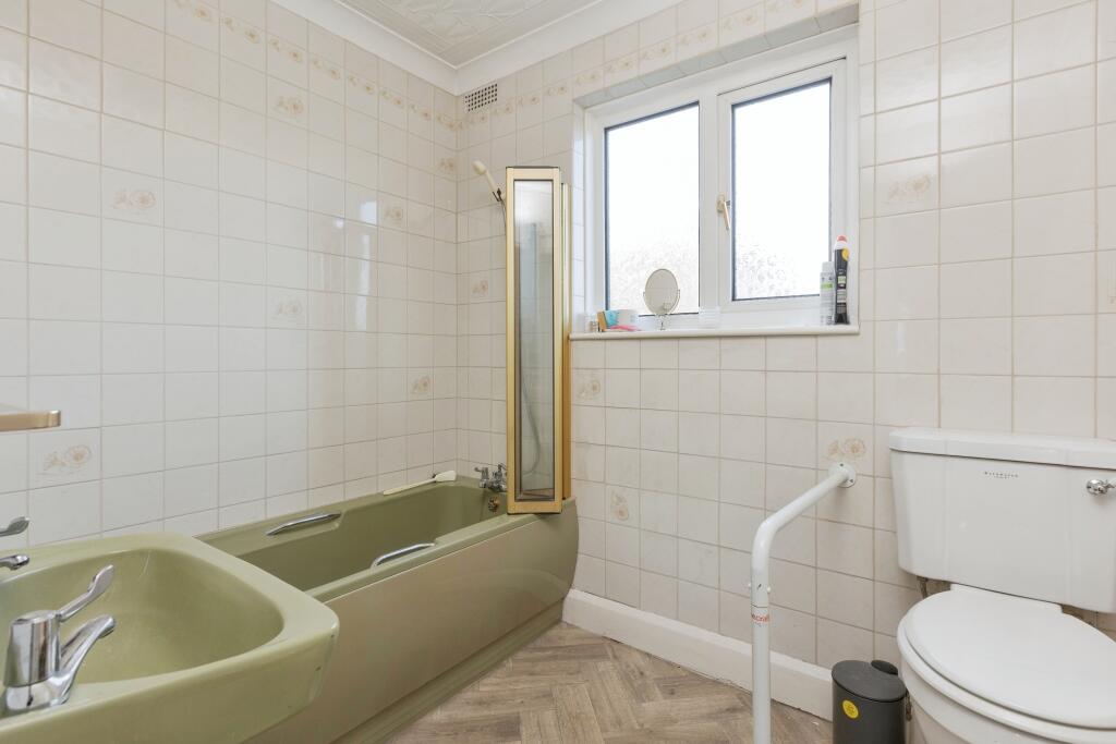 Additional image 15 of Milton Avenue, Gravesend, Kent, DA12