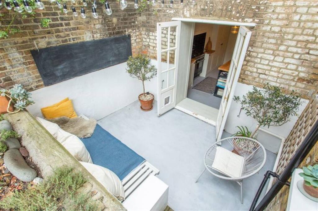 Additional image 34 of Central Parade, Herne Bay