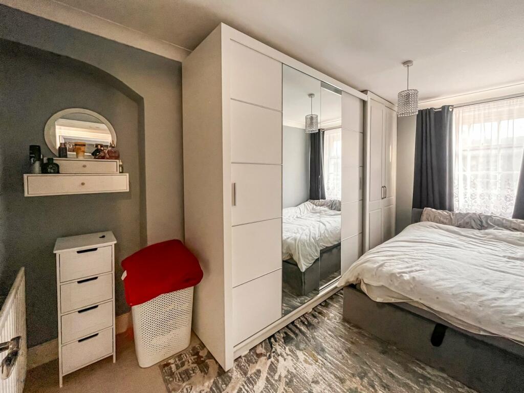 Additional image 7 of Harmer Street, Gravesend, DA12