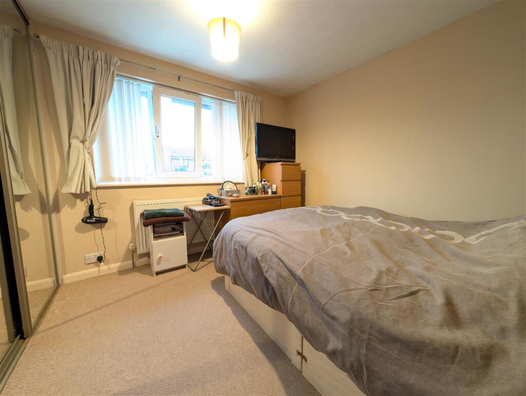 Additional image 10 of Martins Drive, Atherstone, CV9