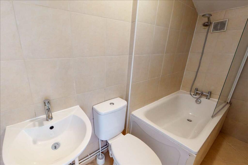 Additional image 4 of St Thomas Hill, Canterbury