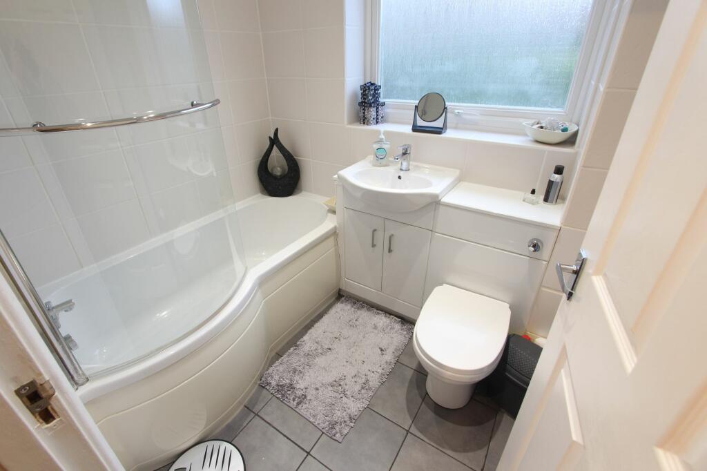 Additional image 14 of Whitnash Close, Balsall Common, CV7