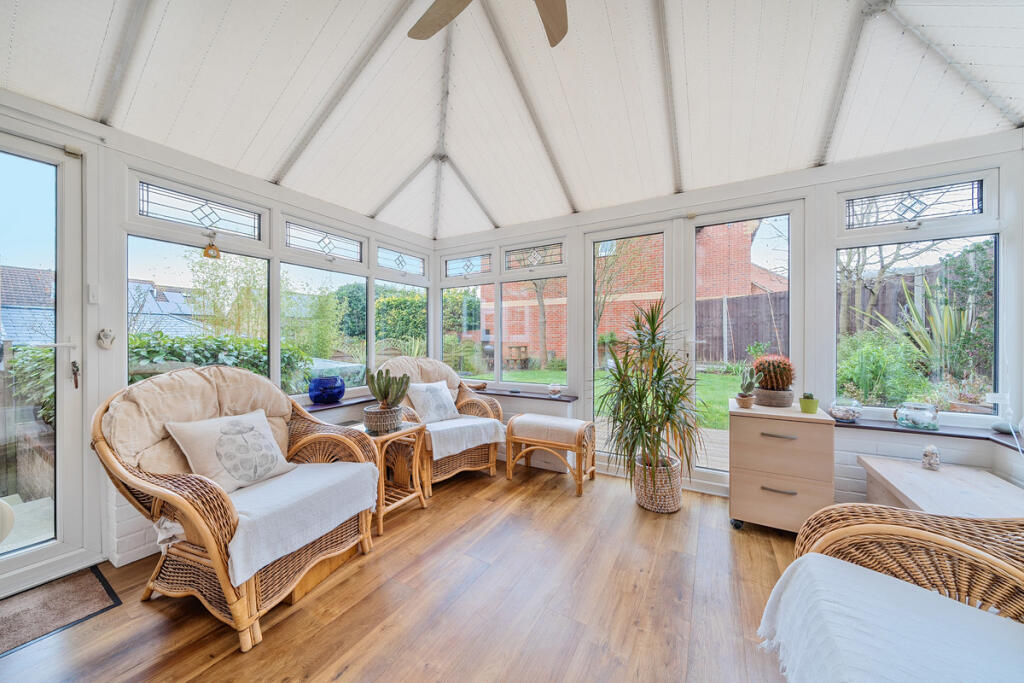 Additional image 6 of Cowley Avenue, Greenhithe, DA9 9PJ
