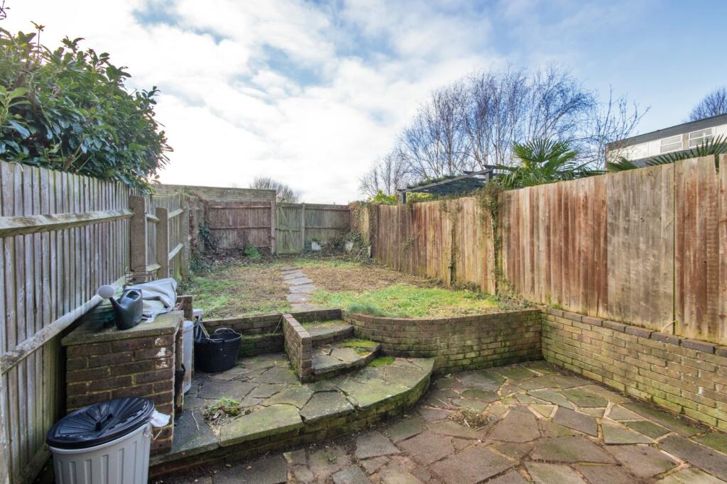Additional image 12 of Punch Croft, New Ash Green, Longfield, Kent, DA3