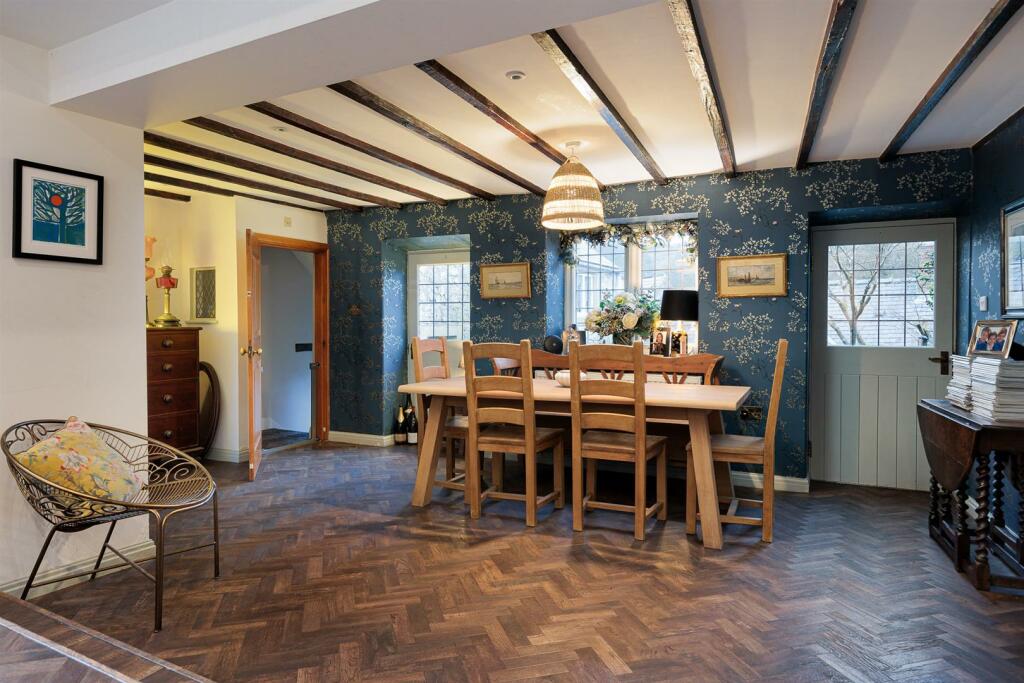 Additional image 33 of Main Street, Great Longstone, Bakewell, Derbyshire, DE45 1TG