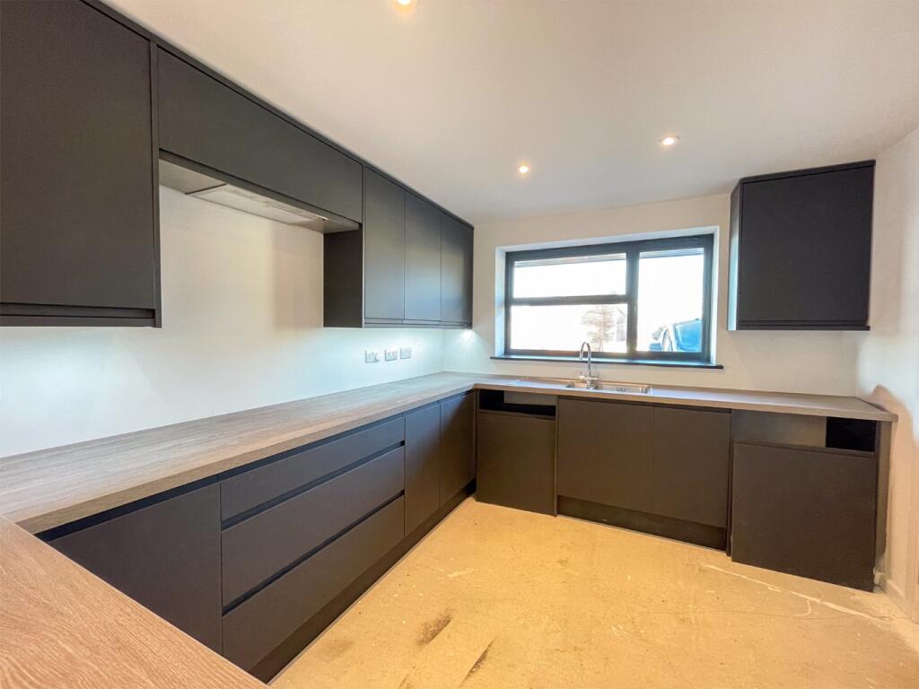 Additional image 4 of Spring Grove, Gravesend, Kent, DA12