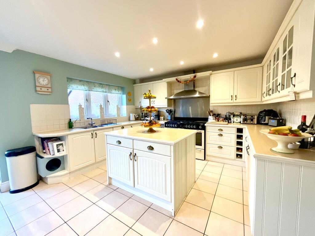 Additional image 25 of Chiltern Close, Weston, CW2