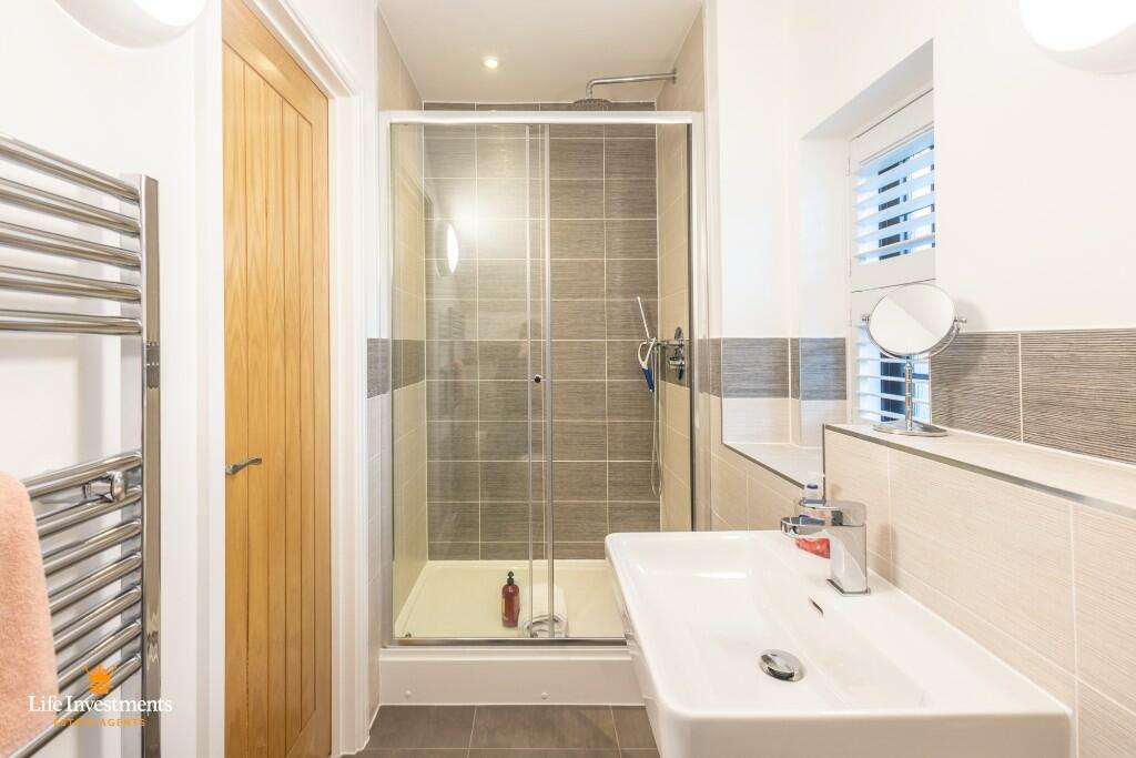 Additional image 12 of Coombe Road, Rugby, Warwickshire, CV23