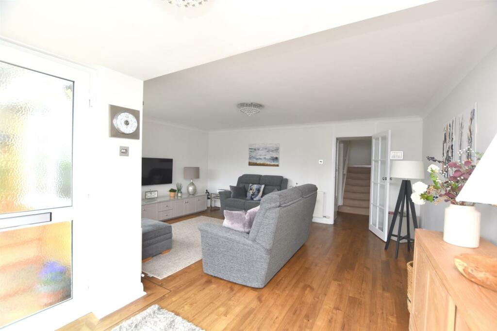 Additional image 13 of Castle Bay, Sandgate