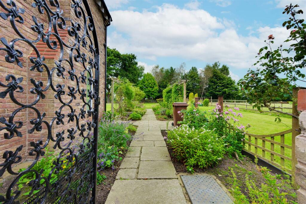 Additional image 68 of Spen Green, Smallwood