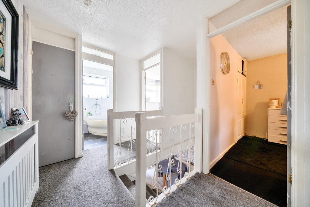 Additional image 12 of Silver Spring Close, Erith