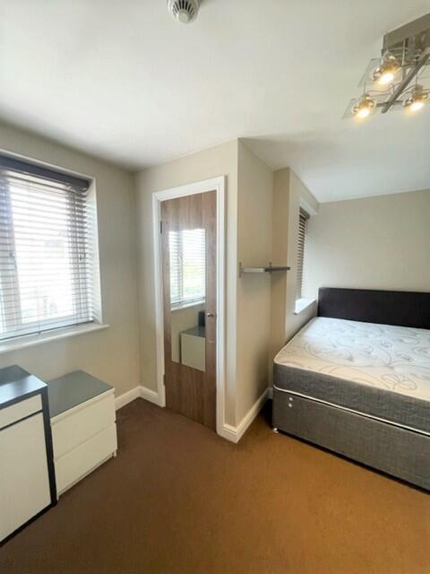 Additional image 8 of 94/96 The Railway, CW1 (BENTLEY INTERNS AUGUST 2025)