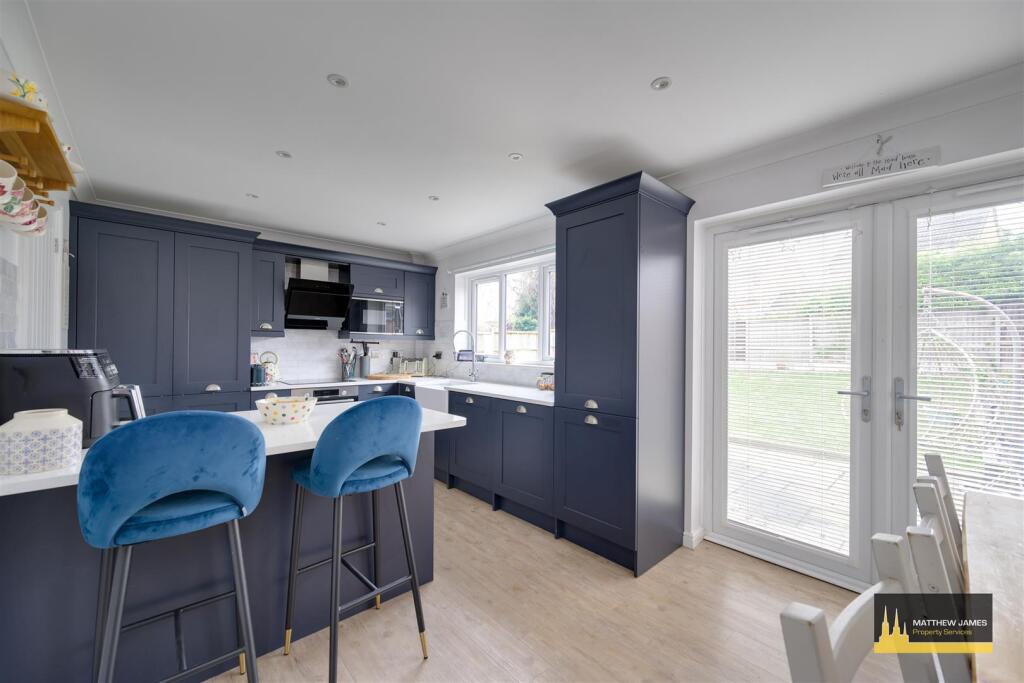 Additional image 7 of Larkin Grove, Walsgrave, Coventry * CUL-DE-SAC LOCATION *