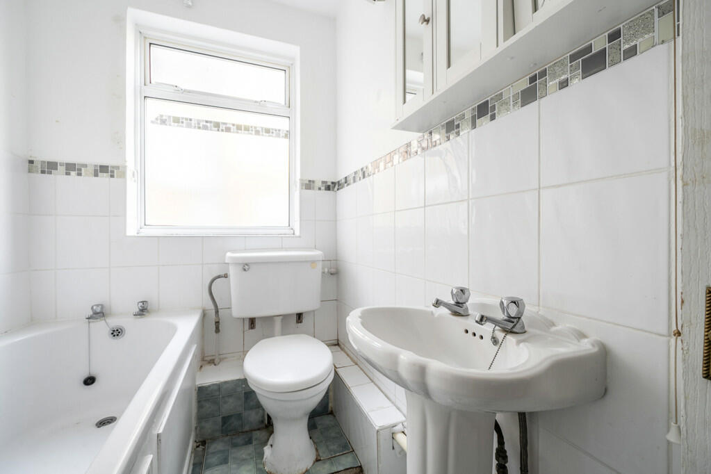 Additional image 8 of Essex Road, Dartford, Kent