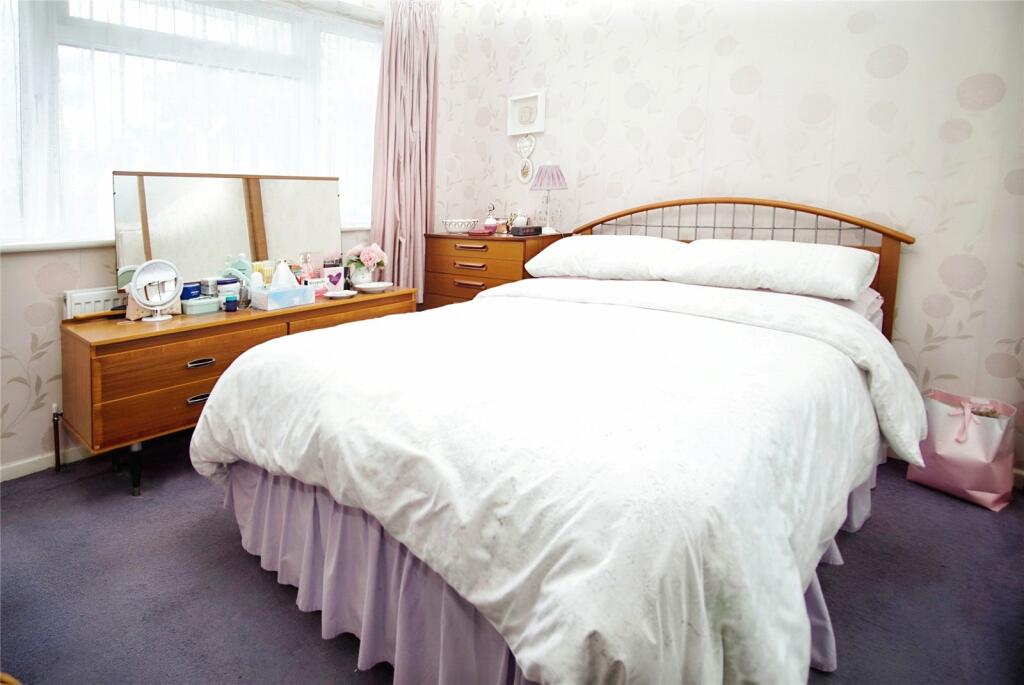 Additional image 5 of Arran Close, Erith, DA8