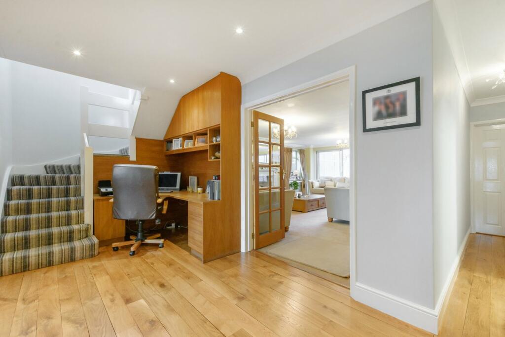 Additional image 21 of Blackfen Road, Sidcup, DA15