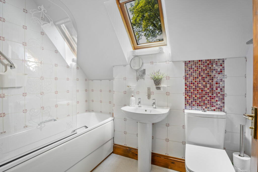 Additional image 7 of London Road, Shipston On Stour, CV36 4EP