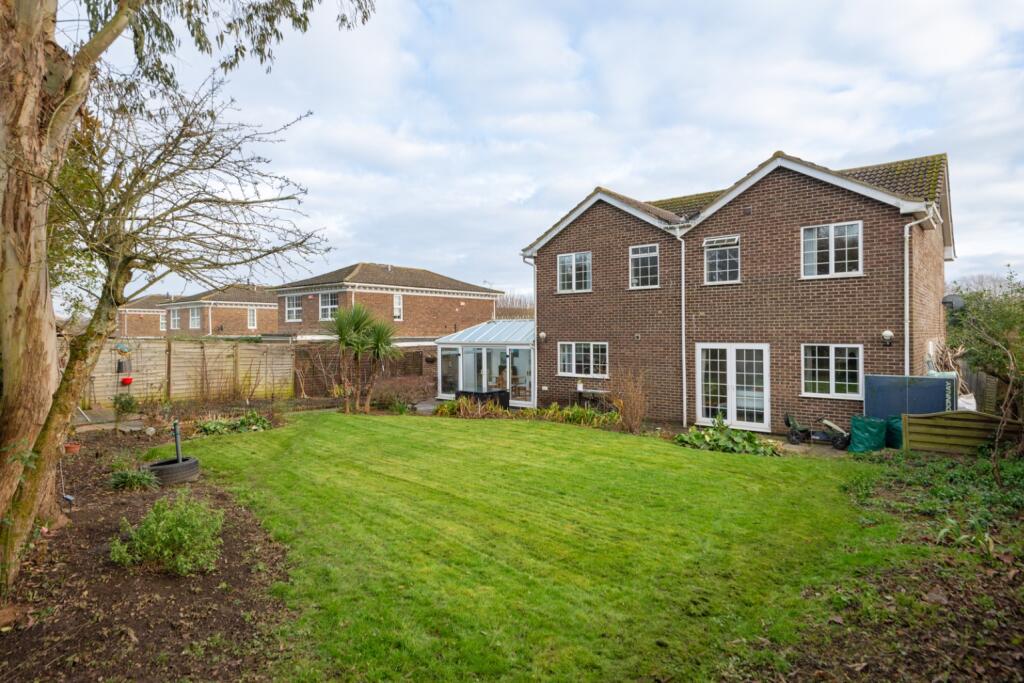 Additional image 17 of Harkness Drive