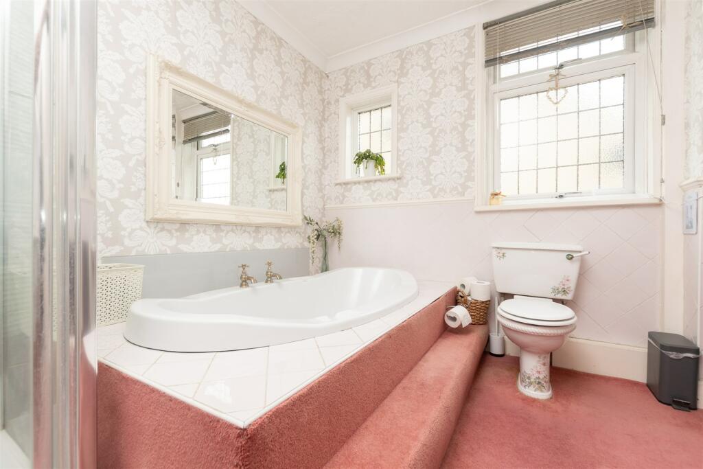 Additional image 7 of Wrotham Road, Gravesend, Kent