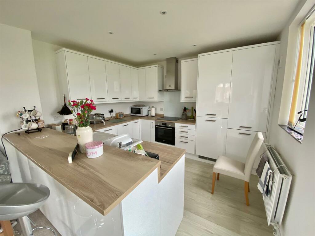 Additional image 14 of Lingfield Crescent, Stratford-Upon-Avon