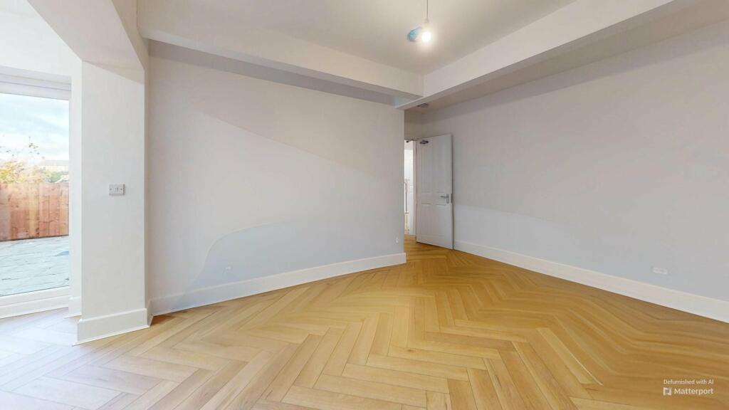 Additional image 2 of Long Acres 2 WEEK RENT FREE 25/26, ,