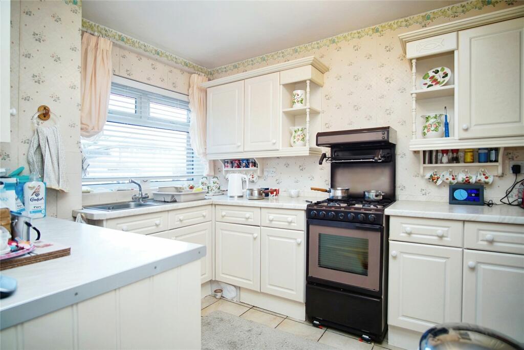 Additional image 8 of Arran Close, Erith, DA8