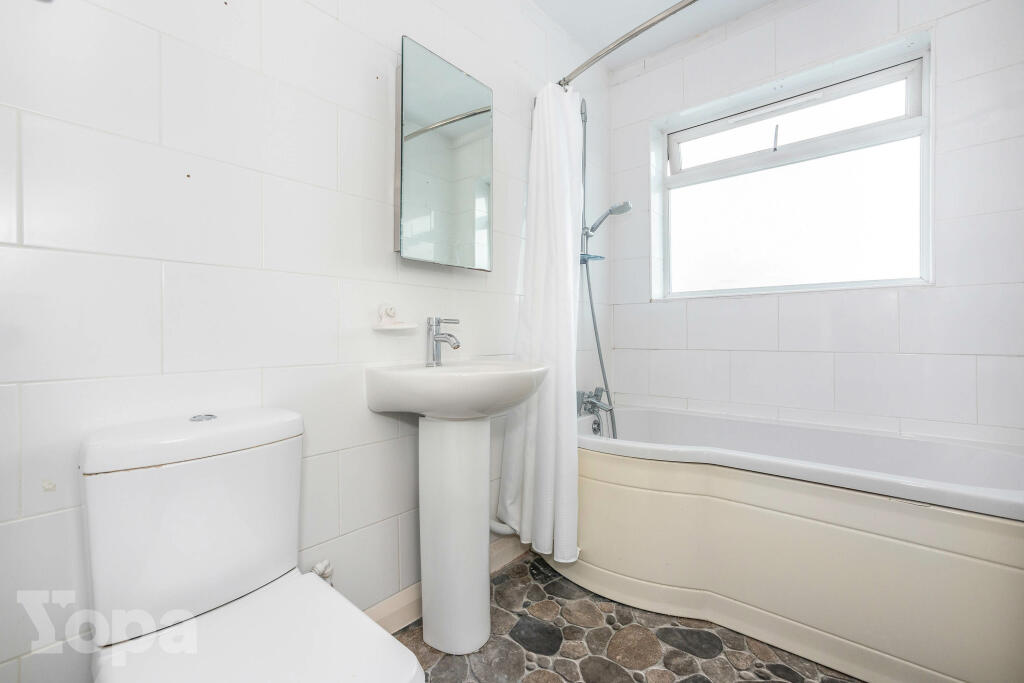 Additional image 18 of St. Margarets Avenue, Sidcup, DA15