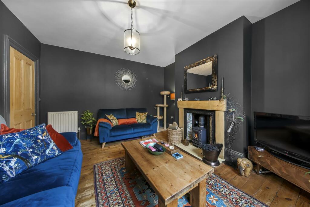 Additional image 4 of Edge Road, Matlock, DE4 3NH