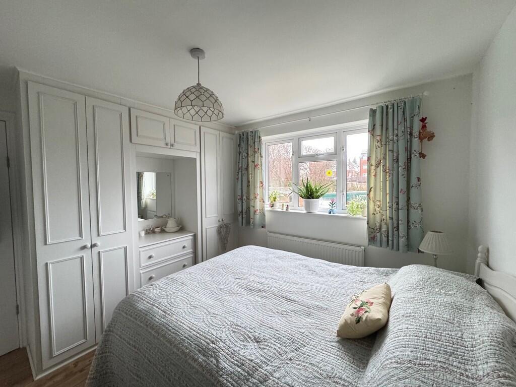 Additional image 11 of Henry Street, Kenilworth