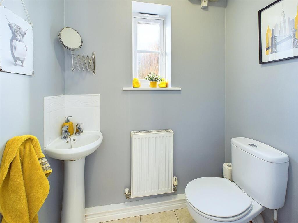 Additional image 5 of Crediton Close, Styvechale, Coventry