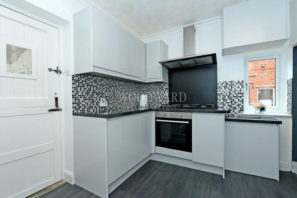 Additional image 13 of Lake Avenue, Loscoe