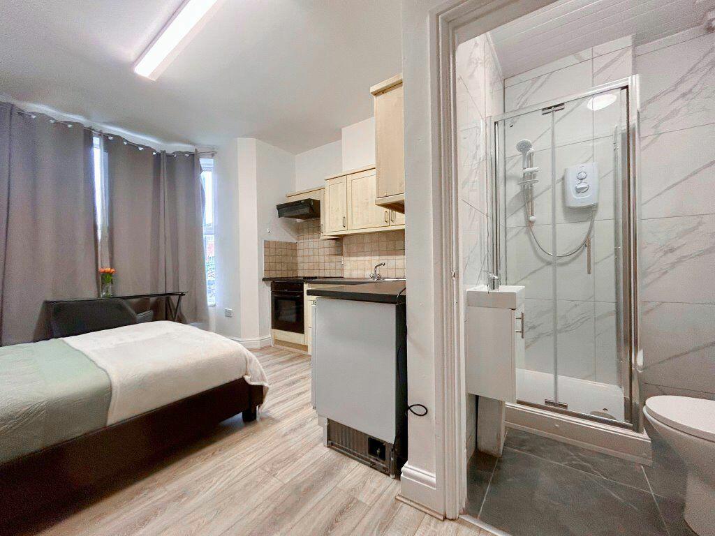 Primary image of Studio Flat - Uttoxeter New Road