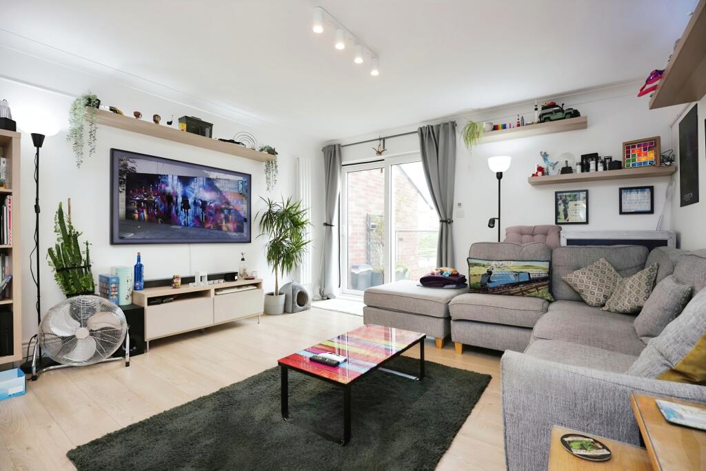 Additional image 4 of Andrews Close, Warwick, CV34