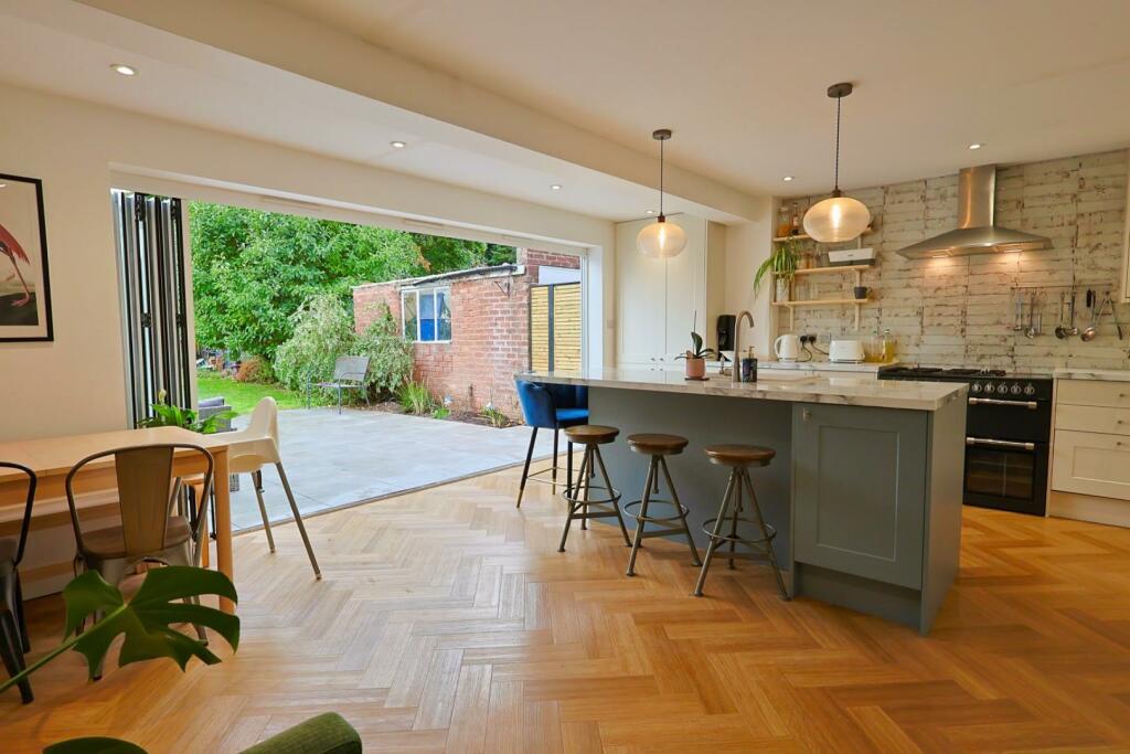 Primary image of Kenpas Highway, Finham, Coventry