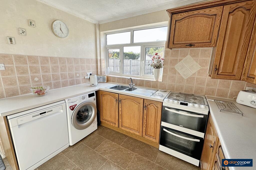 Additional image 7 of Weston Lane, Bulkington, CV12 9RX