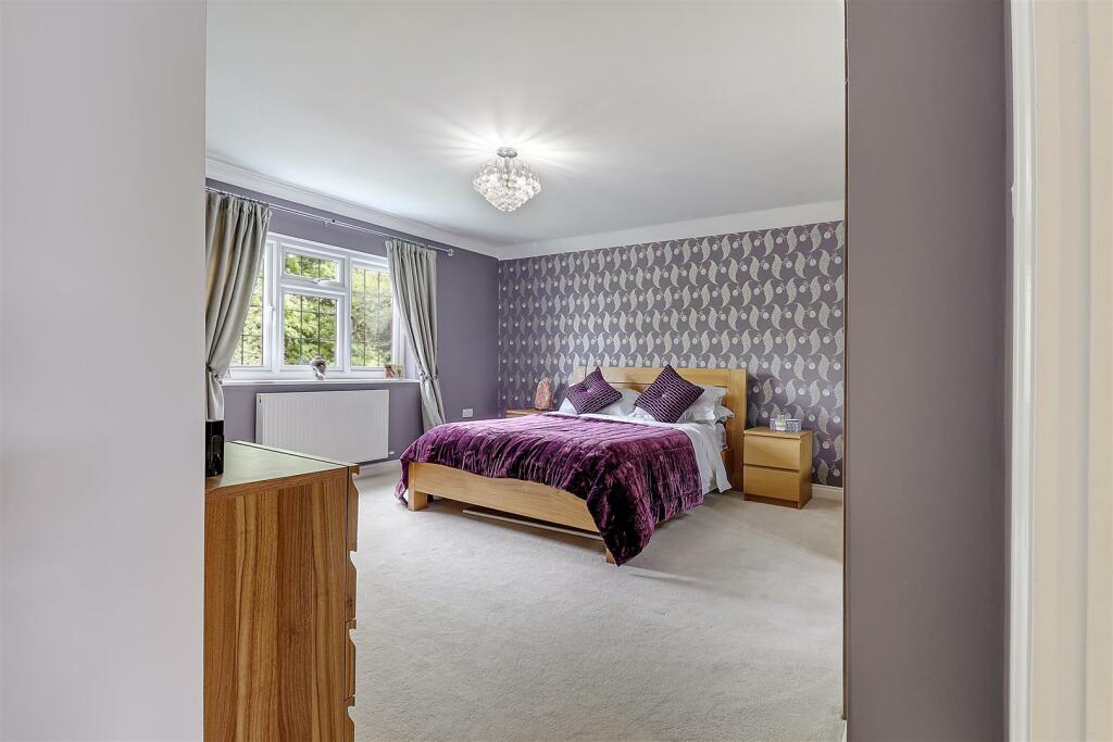 Additional image 23 of Cob Drive, Shorne,