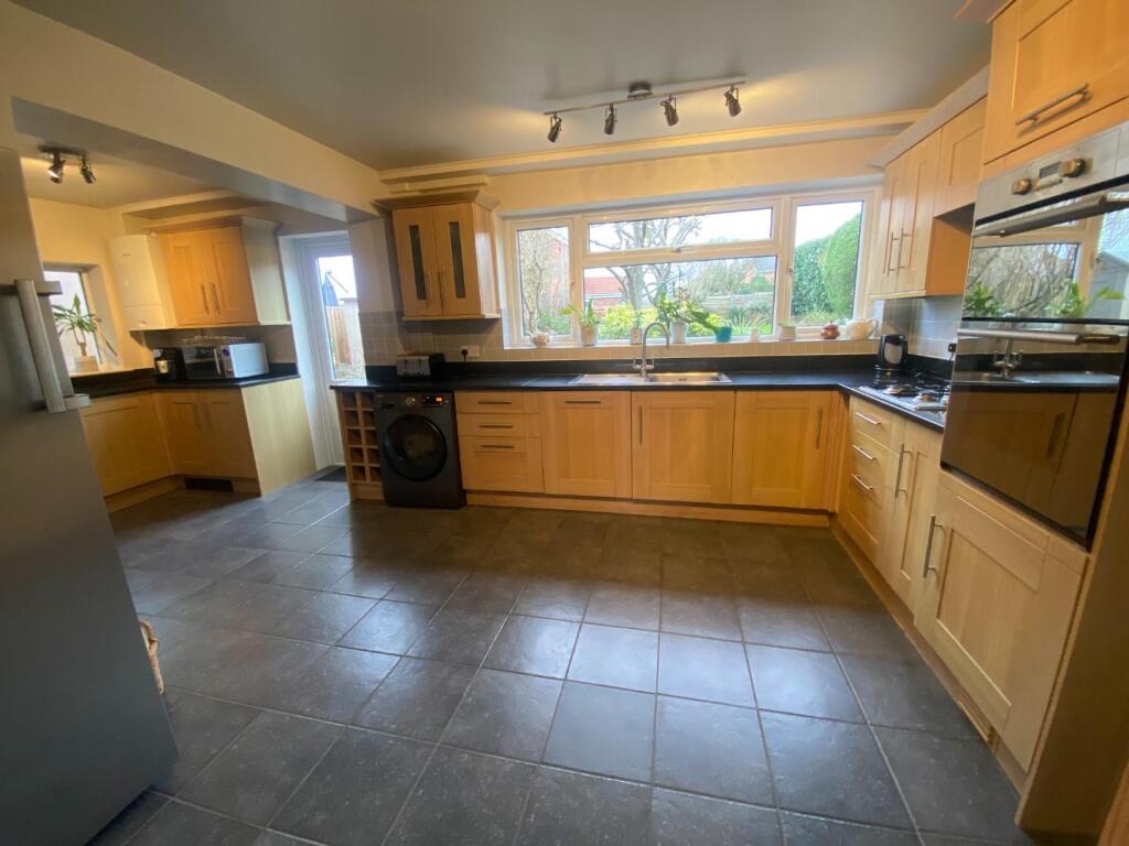 Additional image 15 of Sidelands Road, Stratford-upon-Avon