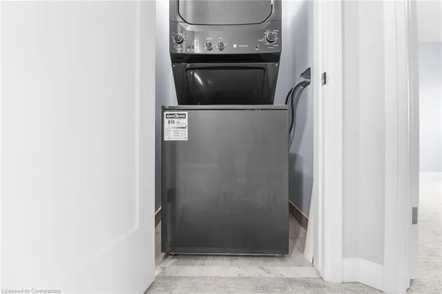 Additional image 28 of 17 Laguna Village Cres