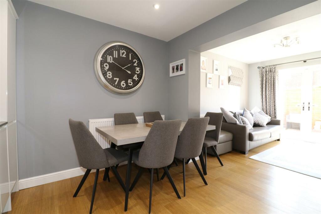 Additional image 8 of Saumur Way, Warwick