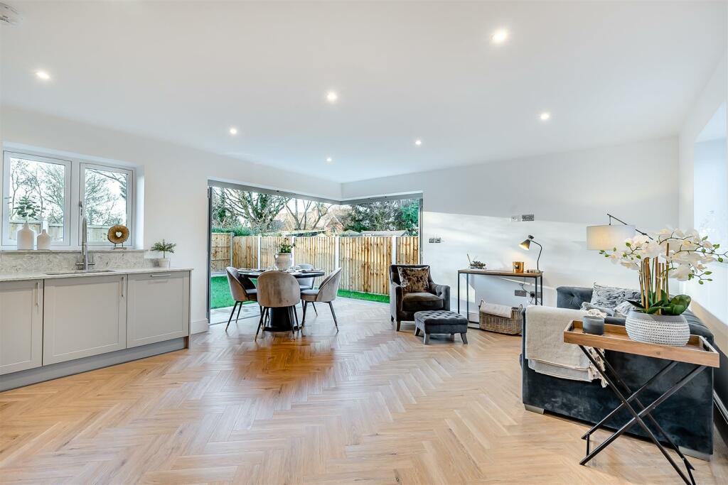 Additional image 6 of New Home - High Specification