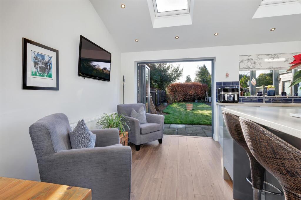 Additional image 12 of Landor Road, Whitnash, Leamington Spa