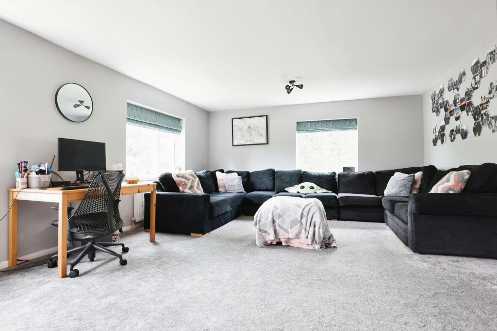 Additional image 20 of Ladbroke Hall, SOUTHAM, Warwickshire, CV47