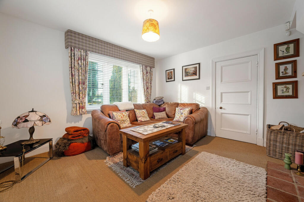 Additional image 6 of Rugby Road, Rugby, Dunchurch CV22 6PL