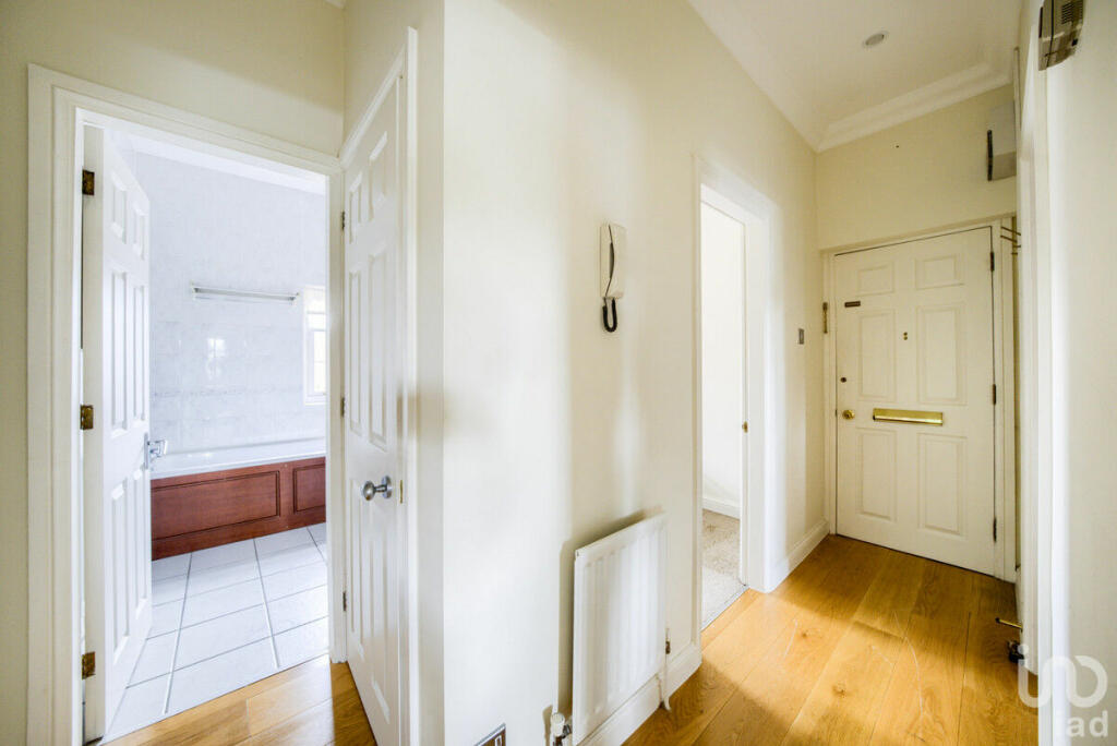 Additional image 15 of St Nicholas Church Street, Warwick, CV34