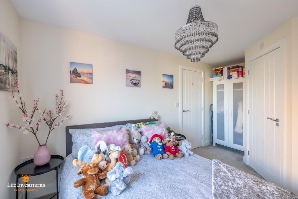 Additional image 38 of Elder Avenue, Rugby, Warwickshire, CV21