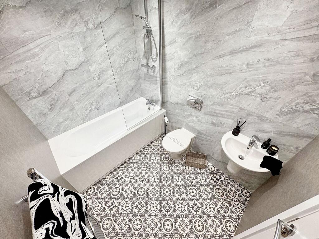 Additional image 3 of Apartment 6, Whittle House, 19 Warwick Street, Earlsdon, Coventry, CV5 6BQ