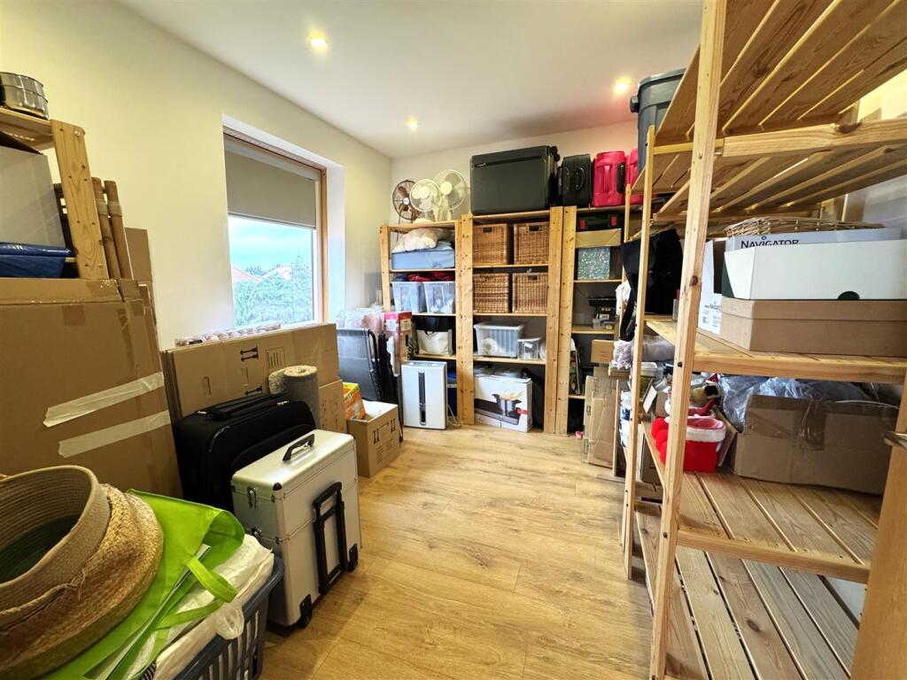 Additional image 20 of Danson Crescent, Welling