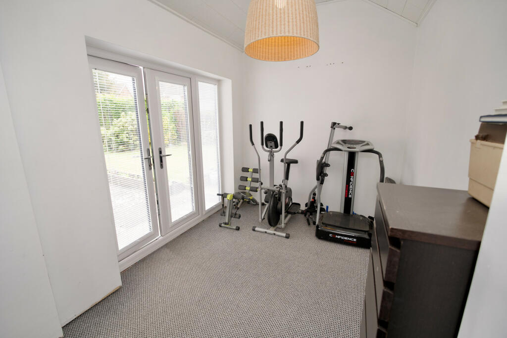 Additional image 11 of Weston Lane, Bulkington, CV12